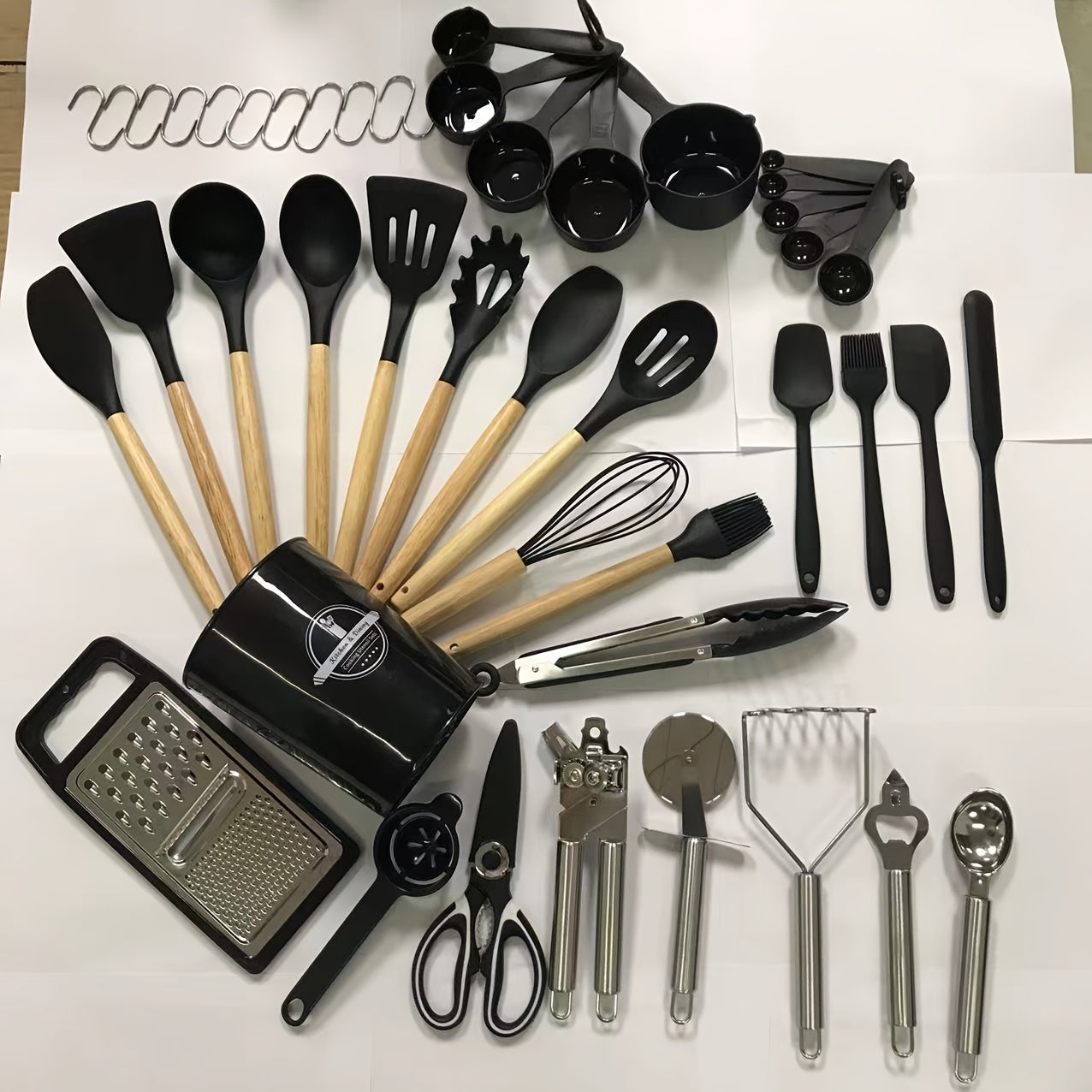 44-teiliges Küchenhelfer-Set aus antihaftbeschichtetem Silikon mit Holzgriffen – einfache Koch- und Backutensilien, inklusive Spatel, Schneebesen, Löffel und mehr –